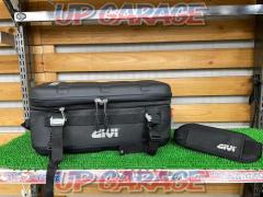 GIVIUT807B
Ultima-T
Waterproof cargo bag
20L