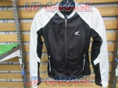 RSTaichiRSJ289
Crew mesh jacket
Size WM (Ladies M)