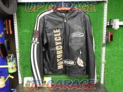 Harley Davidson
97073-06VM
streetwise
Leather jacket
M size