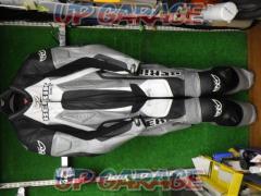 Reason for BERIK Beric
BEK11824
MFJ Certified
Leather jumpsuit
Racing suits
XL size