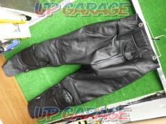 BIKERS Leather Touring Pants
Size unknown
About XXL