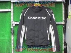 DAINESE
RACING
3
D-DRY
Jacket
Size 48