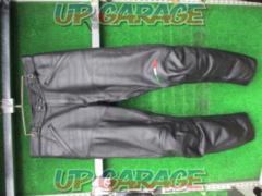 ducati
DAINESE Ducati x Dainese
Leather pants
Size 52
