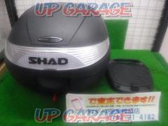 SHAD (Shad)
Rear box