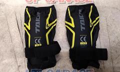 Size: M
RS Taichi
Knee protector TRV080