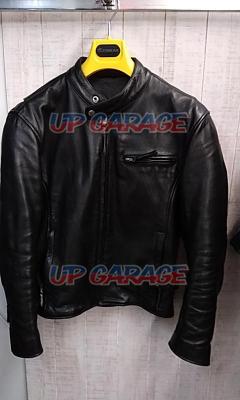Size: L
BP
Leather jacket