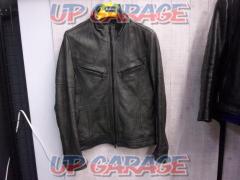 NICOLE
CLUB
FOR
MEN (Nicole Club for Men)
Size: 48 (Large)
Leather jacket