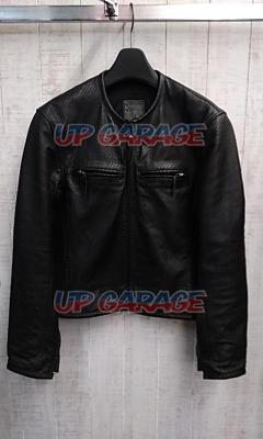 Size: L
KADOYA (Kadoya)
Leather jacket (for spring and summer)