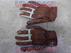 KUSHITANI Size: XL
Leather Gloves