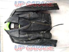 Size: M
VERA
PELLE
Leather jacket