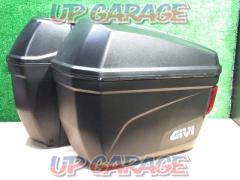 Size 22L
× 2
Side case left and right
General purpose
GIVI (ENT)