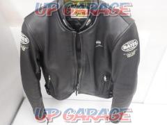 BATES
Leather jacket
M size