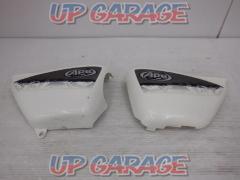 HONDA
Genuine side cover
Left and right
APE100
TYPE-D