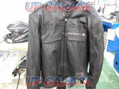 ICON
Leather jacket