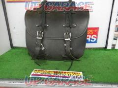 DEGNER
Leather saddle bag