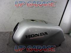JADE
HONDA (Honda)
Genuine gasoline tank/fuel tank
Jade