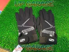 Manufacturer unknown Size unknown
Neoprene gloves