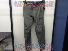 RS Taichi
RSY258
Quick dry cargo pants
Khaki
XL size
