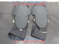 POWER
AGE (Power Age)
PORON
Knee protector
S size