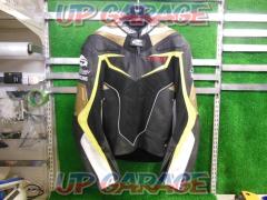 MADIF
RACINGTK-ONE
Single leather jacket
Size: 60 (equivalent to 2XL)