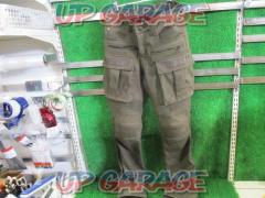 YeLLOW
CORN Protect Stretch Pants
Khaki color
Size: 30 inches (approximately medium size)