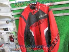 SCOYCOGALE
Riding jacket
Mesh jacket
Red
Size: L
Product code: JK28-2