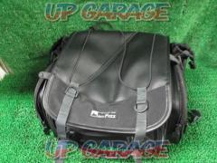 [MOTO
FIZZ Mini Field Seat Bag
black
Capacity: 19-27L
Part number: MFK-100