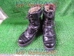 WILD
WING platform falcon/boots
Size: 23.5