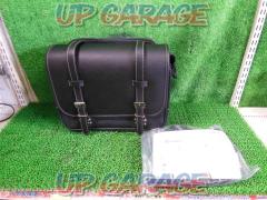 HenlyBeginsDHS-32
Side bag
black
Capacity: 18L
Unused item