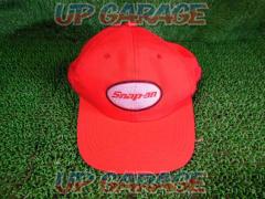 Snap-on Cap
Red / Green
One-size-fits-all