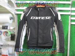 DAINESE RACING 3
D-DRY
Jacket
Size: 48 (M size equivalent)
