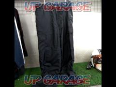 Size L
UNIQLO
Fleece-lined nylon pants