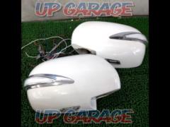 Unknown Manufacturer
Mirror Cover
[Hiace / 200 series]