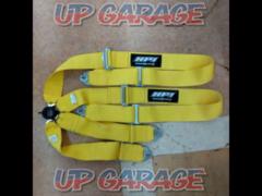 HPI
4-point harness
Seat belt
yellow
3 inches