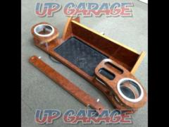 Manufacturer unknown 30 series/Prius
Woodgrain front table