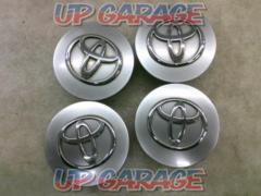 Genuine Toyota Center Cap (Ornament) 50 Estima
4 sheets set