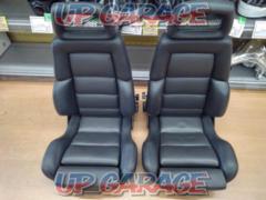 RECARO
CT
Reclining seat
Leather upholstery specification