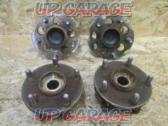 Toyota
ZVW40 Prius α genuine
Hub bearing
Set before and after