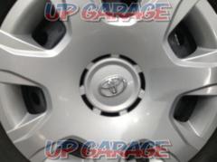 Toyota
200 series
Hiace
Genuine steel wheel