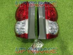 Toyota genuine
Corolla Rumion
Tail lens
Right and left