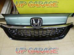 Genuine Honda Freed
GB system
Front grille