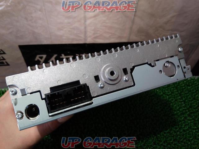 Wakeari
Mitsubishi genuine
U235
CD tuner
Sold as is because operation has not been checked.-04
