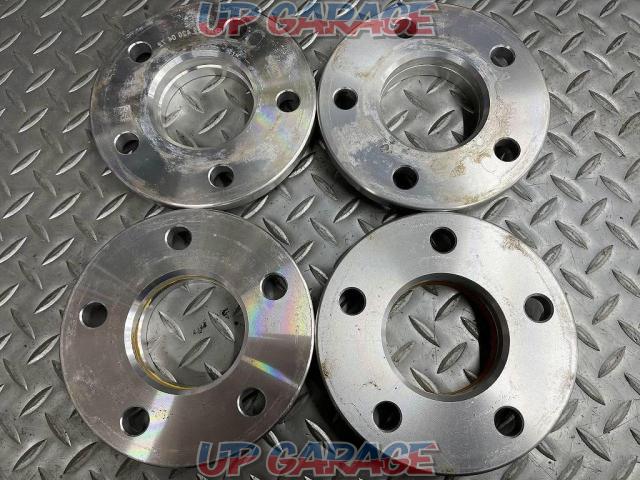 Unknown Manufacturer
Wide tread spacer with hub
12 mm
112-5
66.6 → 65.5
Four-03