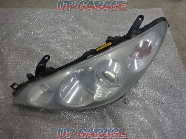 RX2306-3R34
TOYOTA genuine
Headlight
Right and left-02