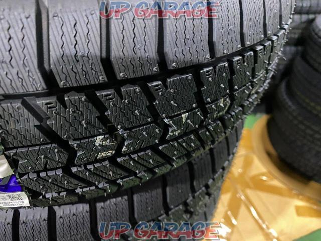 Over-the-counter sales only
GOODYEAR (Goodyear)
ICE
NAVI
Eight
155 / 65R13
Four-02