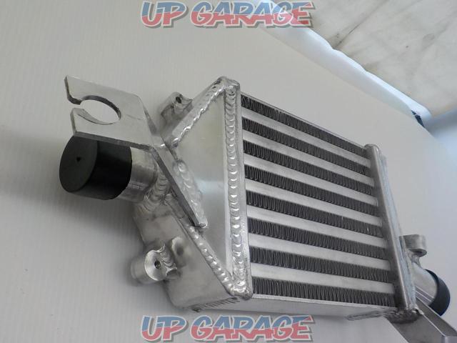 Unknown Manufacturer
Intercooler
Genuine replacement type
Life / JB7-08