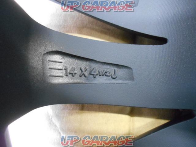 Reduced price original paint wheels Suzuki genuine
Solio
aluminum foil!!!-05