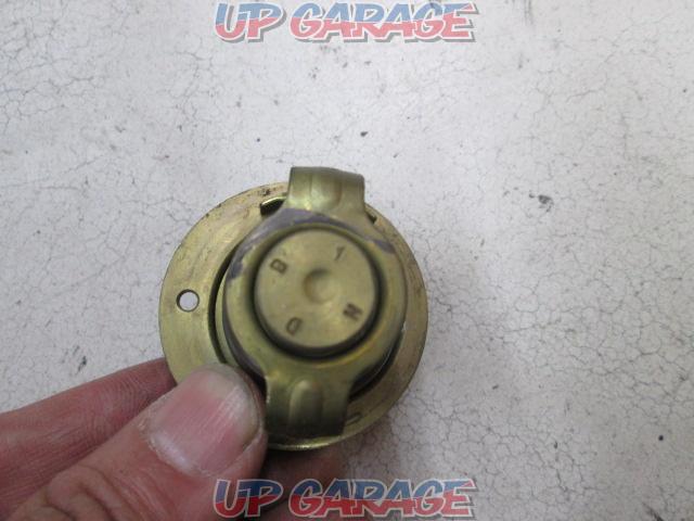 Unknown Manufacturer
NTC
Thermostat-08
