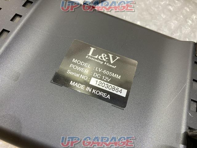 L & V
LV-605MM
6 inch wide
Mirror Monitor-06
