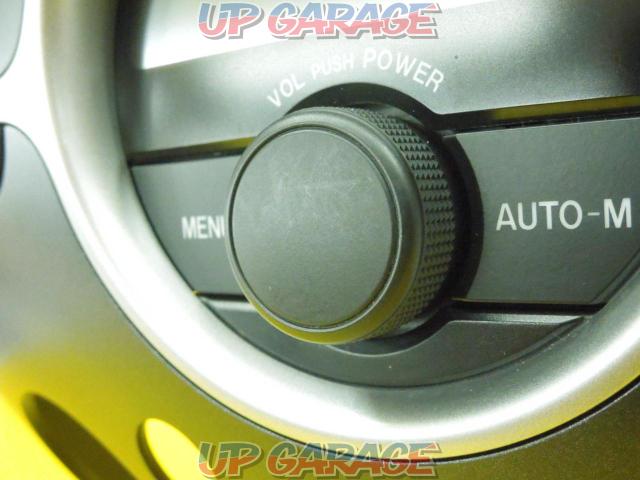 Mazda genuine (MAZDA)
Profiled panel audio
CD tuner-04
